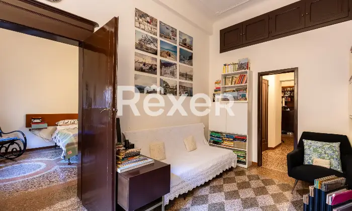 Rexer-Bologna-NUDA-PROPRIETA-Appartamento-con-giardino-e-posti-auto-Altro