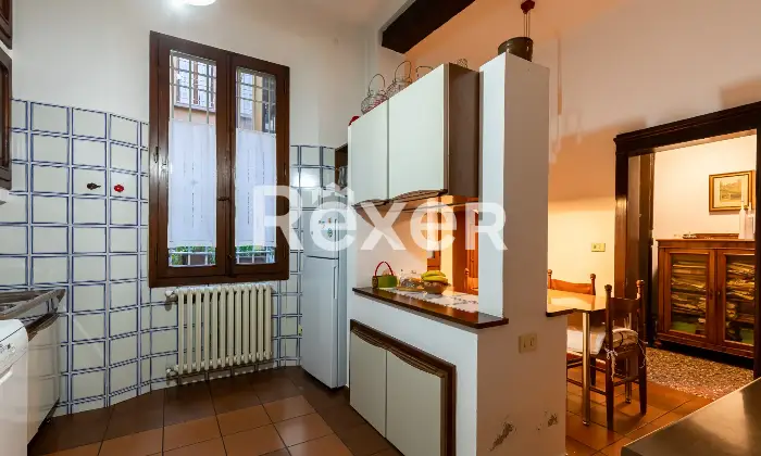 Rexer-Bologna-NUDA-PROPRIETA-Appartamento-con-giardino-e-posti-auto-Altro