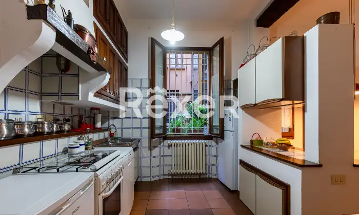 Rexer-Bologna-NUDA-PROPRIETA-Appartamento-con-giardino-e-posti-auto-Altro