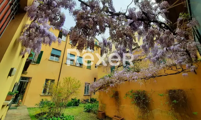 Rexer-Bologna-NUDA-PROPRIETA-Appartamento-con-giardino-e-posti-auto-Altro