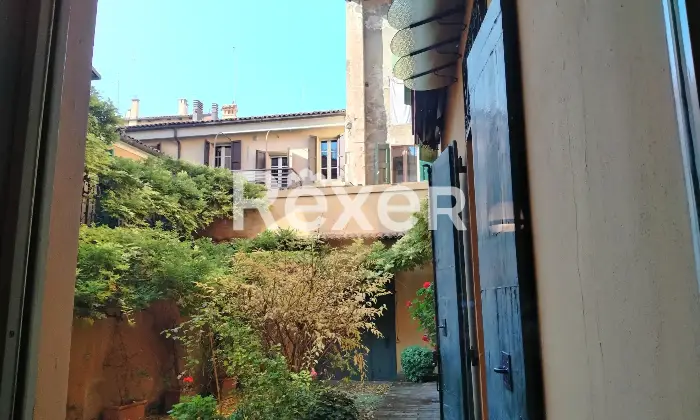 Rexer-Bologna-NUDA-PROPRIETA-Appartamento-con-giardino-e-posti-auto-Altro