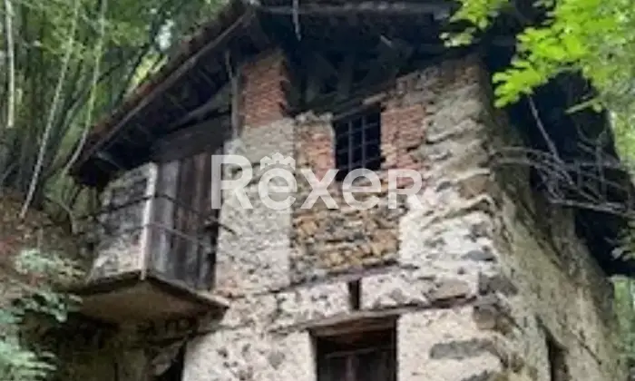 Rexer-Veglio-Casa-in-montagna-in-Frazione-Caveggia-a-Veglio-Altro