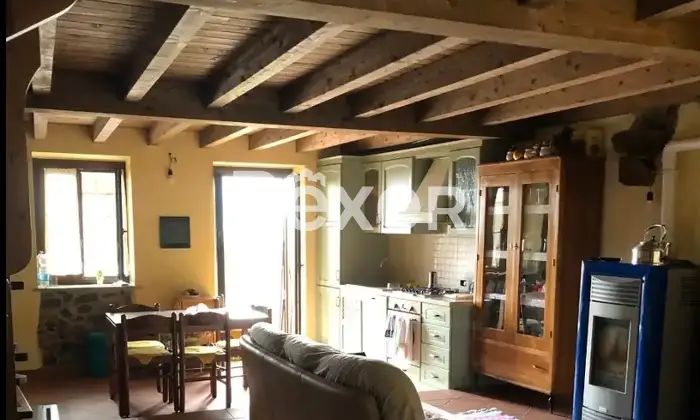 Rexer-Veglio-Casa-in-montagna-in-Frazione-Caveggia-a-Veglio-Altro