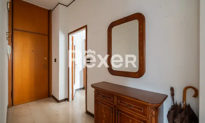 Rexer-Milano-Trilocale-con-cantina-e-box-Altro