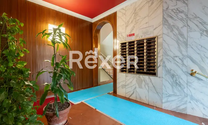 Rexer-Milano-Trilocale-con-cantina-e-box-Altro