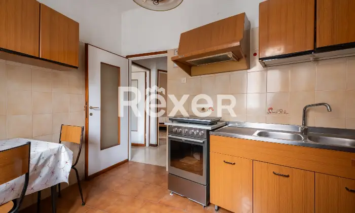 Rexer-Milano-Trilocale-con-cantina-e-box-Altro