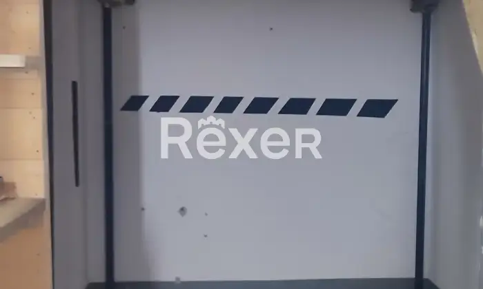 Rexer-Campomorone-Garage-soppalcato-ristrutturato-con-posti-moto-e-auto-mq-Altro