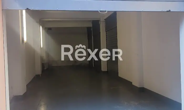 Rexer-Campomorone-Garage-soppalcato-ristrutturato-con-posti-moto-e-auto-mq-Altro