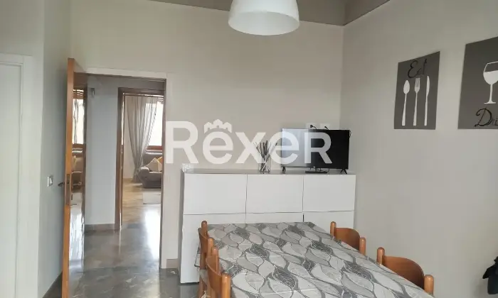 Rexer-Casole-dElsa-Vivere-le-colline-toscane-ultimo-piano-con-vista-balcone-e-garage-Altro