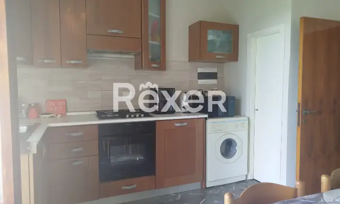 Rexer-Casole-dElsa-Vivere-le-colline-toscane-ultimo-piano-con-vista-balcone-e-garage-Altro