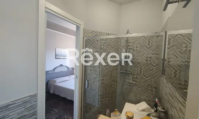 Rexer-Casole-dElsa-Vivere-le-colline-toscane-ultimo-piano-con-vista-balcone-e-garage-Altro