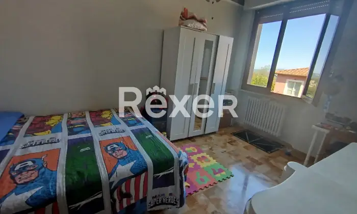 Rexer-Casole-dElsa-Vivere-le-colline-toscane-ultimo-piano-con-vista-balcone-e-garage-Altro