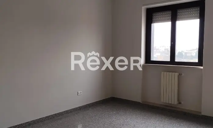 Rexer-Foggia-Trilocale-al-sesto-piano-con-ascensore-balconi-e-ripostiglio-Altro