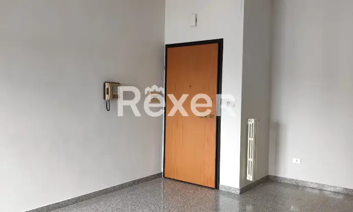 Rexer-Foggia-Trilocale-al-sesto-piano-con-ascensore-balconi-e-ripostiglio-Altro