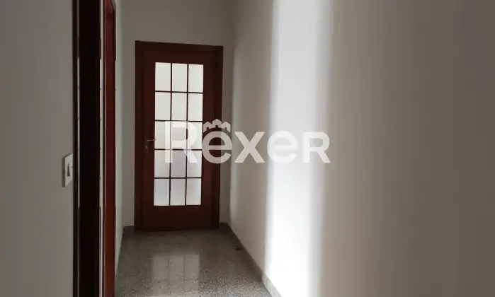 Rexer-Foggia-Trilocale-al-sesto-piano-con-ascensore-balconi-e-ripostiglio-Altro