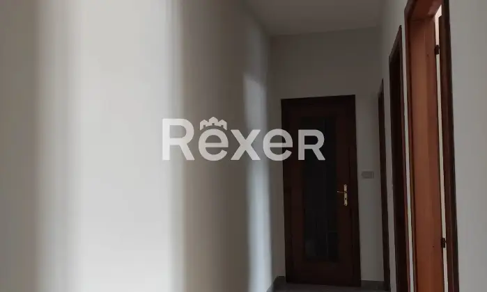 Rexer-Foggia-Trilocale-al-sesto-piano-con-ascensore-balconi-e-ripostiglio-Altro