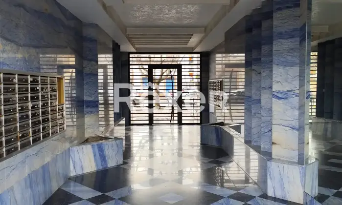 Rexer-Foggia-Trilocale-al-sesto-piano-con-ascensore-balconi-e-ripostiglio-Altro