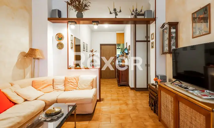 Rexer-Milano-Tre-locali-piano-alto-Altro