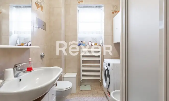 Rexer-Milano-Tre-locali-piano-alto-Altro