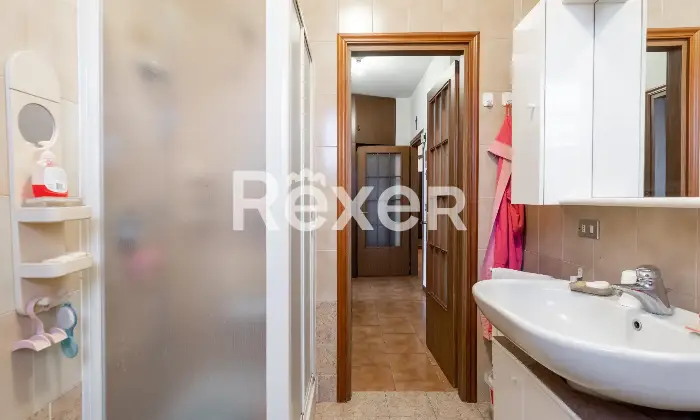 Rexer-Milano-Tre-locali-piano-alto-Altro