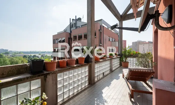 Rexer-Milano-ATTICO-SU-DUE-LIVELLI-CON-TERRAZZO-VIVIBILE-E-BOX-Altro