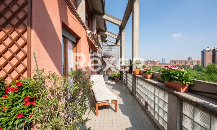 Rexer-Milano-ATTICO-SU-DUE-LIVELLI-CON-TERRAZZO-VIVIBILE-E-BOX-Altro