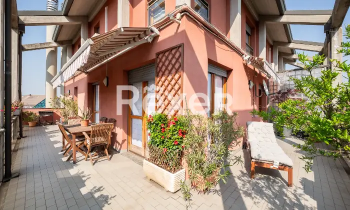 Rexer-Milano-ATTICO-SU-DUE-LIVELLI-CON-TERRAZZO-VIVIBILE-E-BOX-Altro