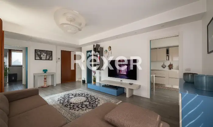 Rexer-Milano-ATTICO-SU-DUE-LIVELLI-CON-TERRAZZO-VIVIBILE-E-BOX-Altro