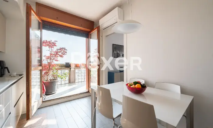 Rexer-Milano-ATTICO-SU-DUE-LIVELLI-CON-TERRAZZO-VIVIBILE-E-BOX-Altro