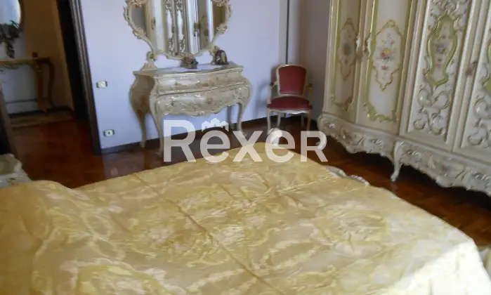 Rexer-None-Appartamento-su-due-piani-in-vendita-in-Via-Beccaria-a-None-Altro