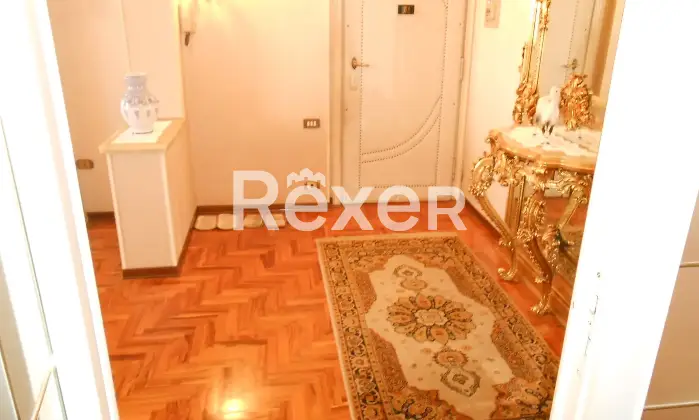 Rexer-None-Appartamento-su-due-piani-in-vendita-in-Via-Beccaria-a-None-Altro