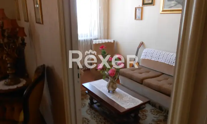 Rexer-None-Appartamento-su-due-piani-in-vendita-in-Via-Beccaria-a-None-Altro