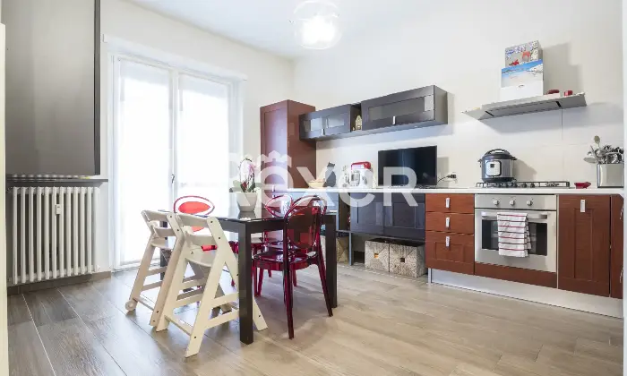 Rexer-Collegno-QUADRILOCALE-COMPLETAMENTE-RISTRUTTURATO-Altro