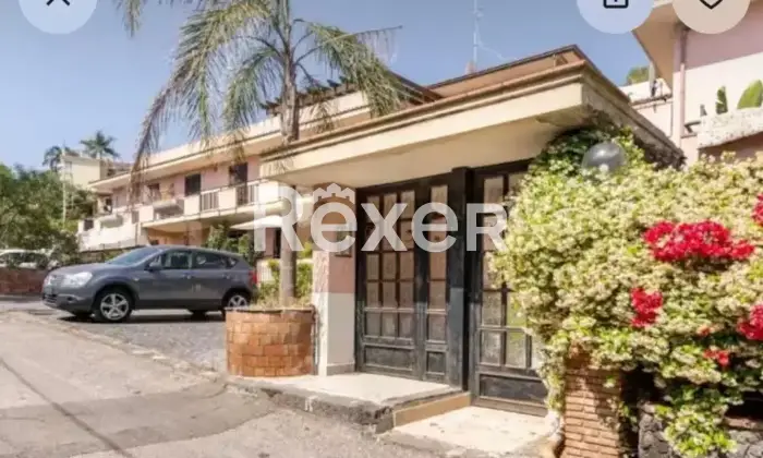 Rexer-Aci-Castello-Appartamento-in-vendita-Altro