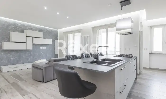 Rexer-Leini-Appartamento-ristrutturato-con-Box-auto-Altro