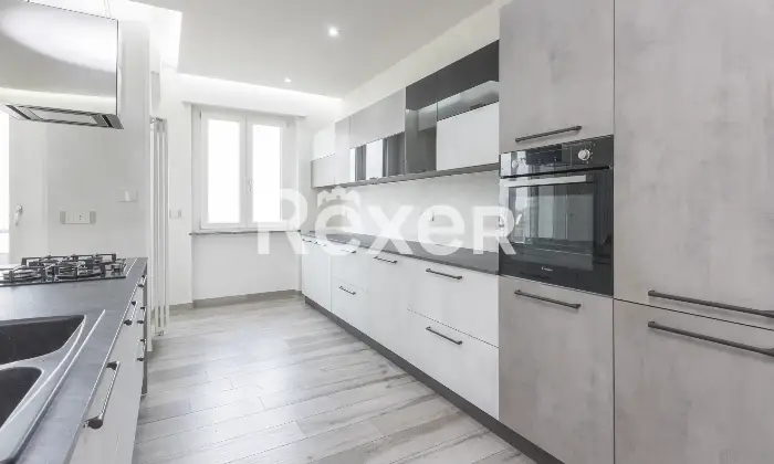 Rexer-Leini-Appartamento-ristrutturato-con-Box-auto-Altro