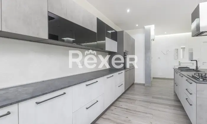 Rexer-Leini-Appartamento-ristrutturato-con-Box-auto-Altro