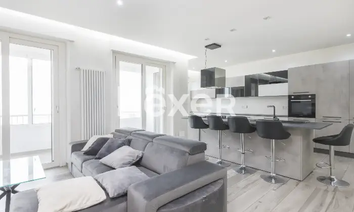 Rexer-Leini-Appartamento-ristrutturato-con-Box-auto-Altro