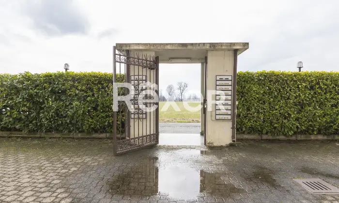 Rexer-Leini-Appartamento-ristrutturato-con-Box-auto-Altro