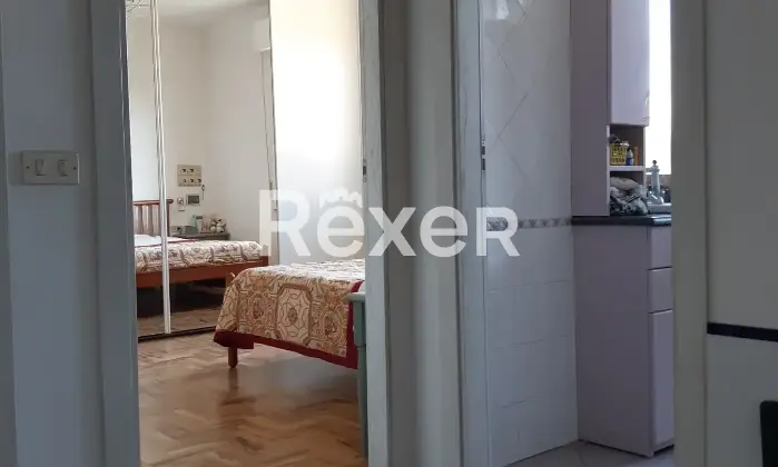 Rexer-Campi-Bisenzio-Vendesi-quadrilocale-Bagno