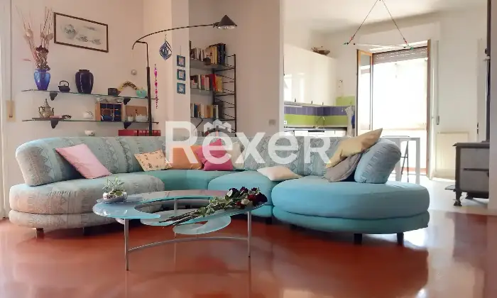 Rexer-Campi-Bisenzio-Vendesi-quadrilocale-Salone