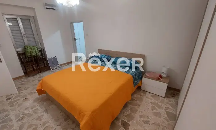 Rexer-Monte-SantAngelo-Casa-su-due-livelli-con-doppi-servizi-Altro
