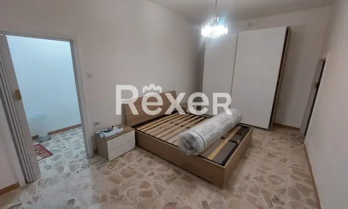 Rexer-Monte-SantAngelo-Casa-su-due-livelli-con-doppi-servizi-Altro