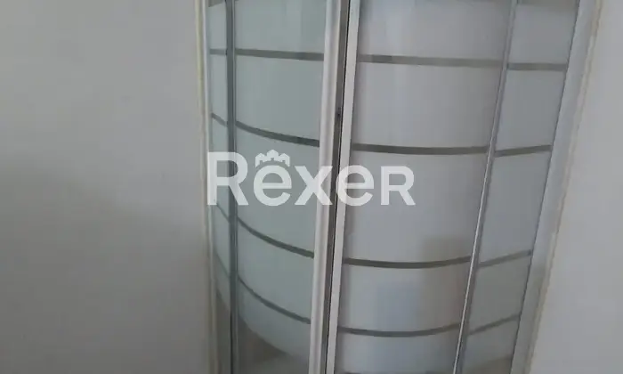 Rexer-Monte-SantAngelo-Casa-su-due-livelli-con-doppi-servizi-Altro