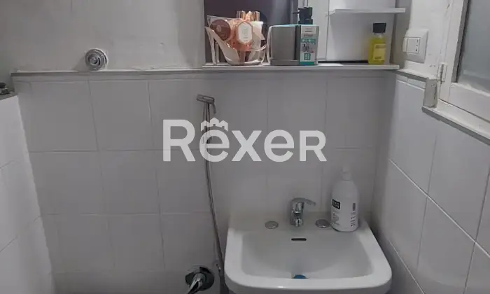 Rexer-Monte-SantAngelo-Casa-su-due-livelli-con-doppi-servizi-Altro
