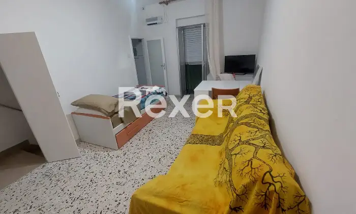 Rexer-Monte-SantAngelo-Casa-su-due-livelli-con-doppi-servizi-Altro