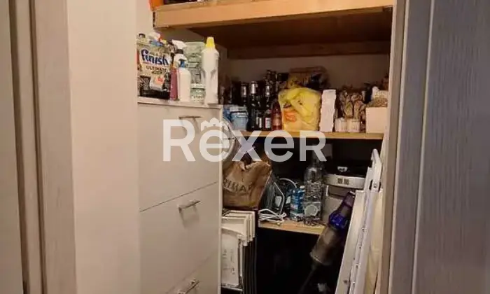 Rexer-Milano-Trilocale-ristrutturato-con-cantina-Altro