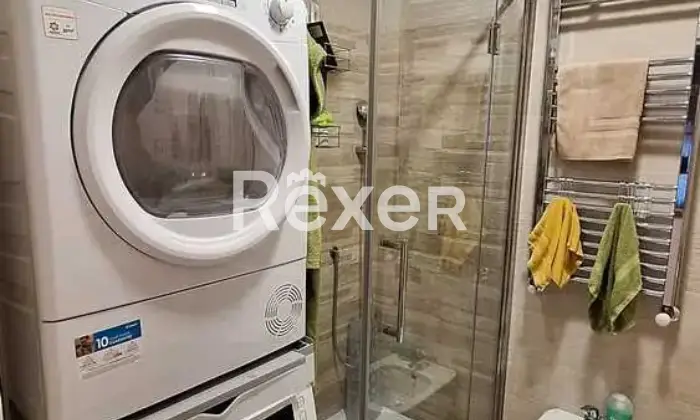 Rexer-Milano-Trilocale-ristrutturato-con-cantina-Altro