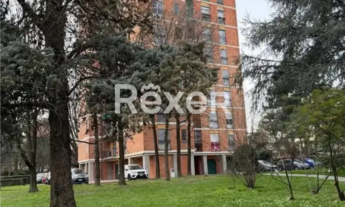 Rexer-Milano-Trilocale-ristrutturato-con-cantina-Altro