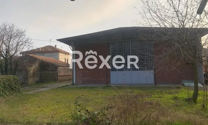 Rexer-Cadeo-Immobile-commerciale-e-residenziale-in-vendita-in-via-Emilia-a-Cadeo-Altro